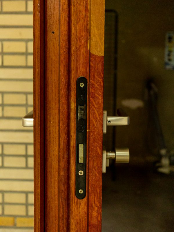 Détail serrure bloc porte