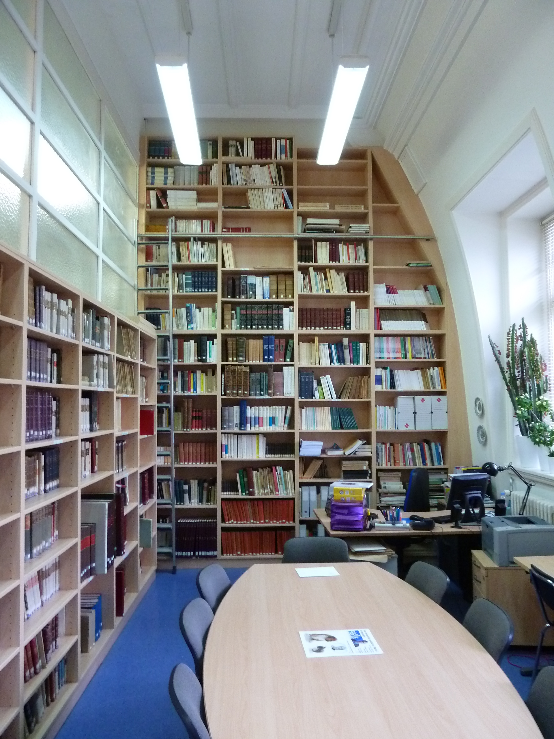 Bibliothèque centre de documentation